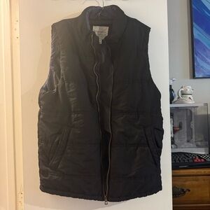 Weatherproof Vintage Men's Dark Quilted Vest